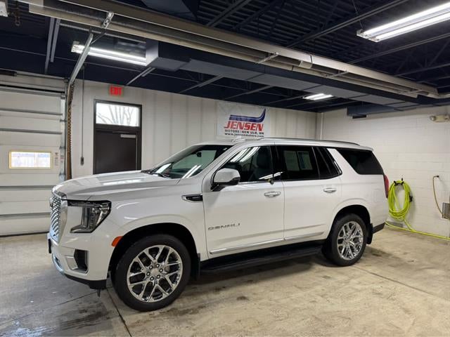 2024 GMC Yukon Denali in White Frost Tricoat — front three-quarter view