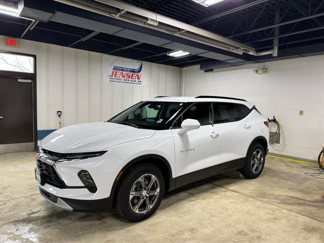 2025 Chevrolet Blazer 2LT in Summit White — front three-quarter view